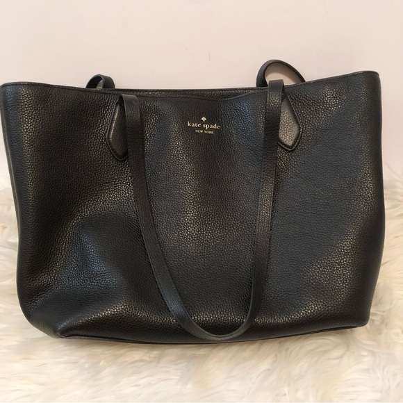 kate spade Handbags - Kate Spade Pebbled Leather Large Zippered Tote Bag